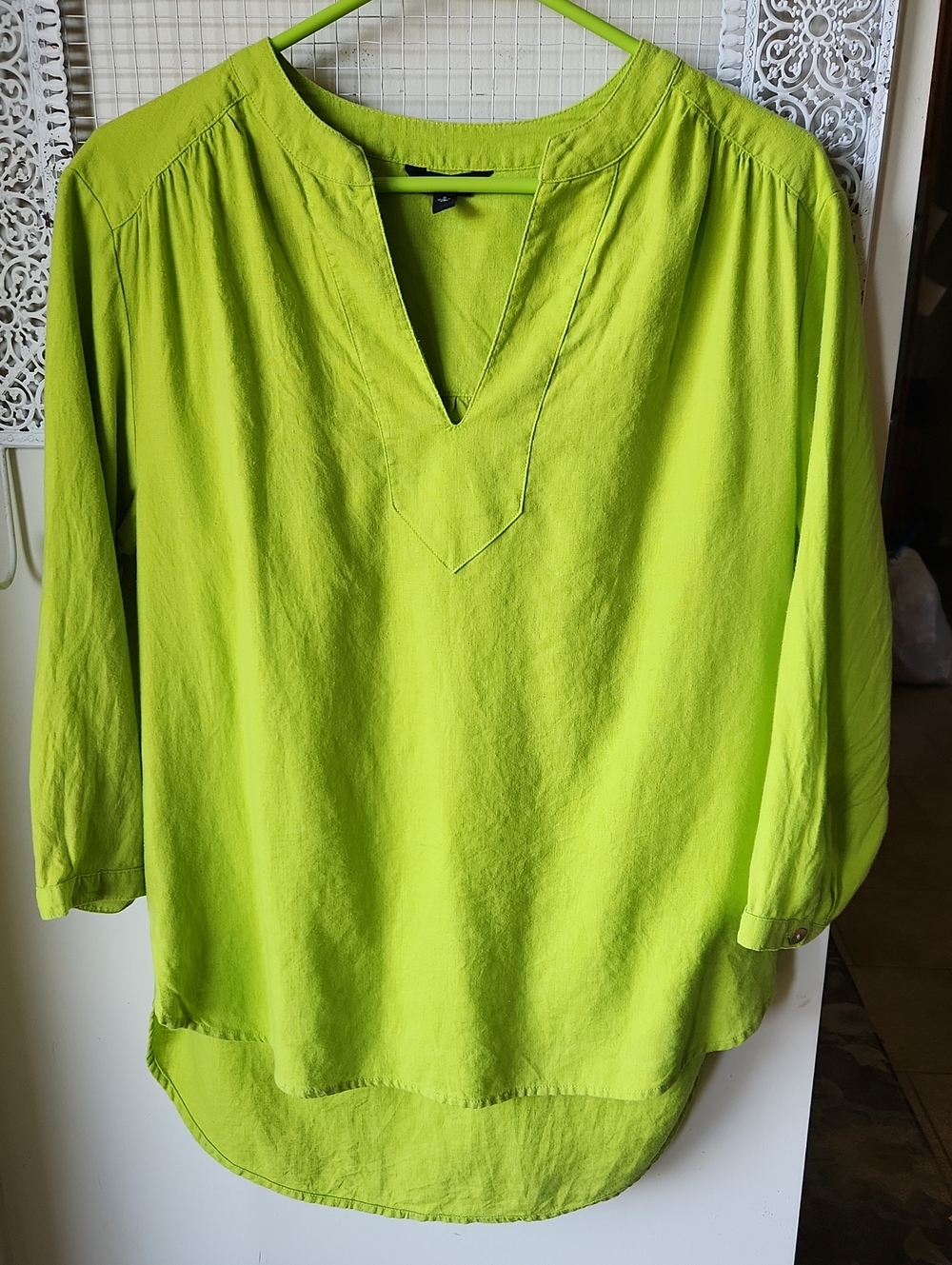 The Limited sz S Linen blend bright green hi low tunic top